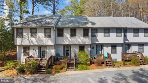428 Lekites Ave, Bethany Beach, DE 19930