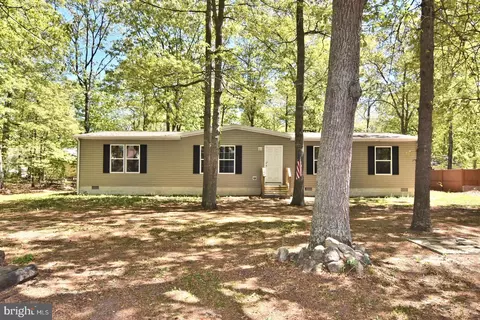 18601 Myrtle Dr, Rehoboth Beach, DE 19971