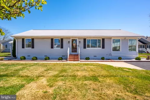 37757 E Pond Cir, Selbyville, DE 19975