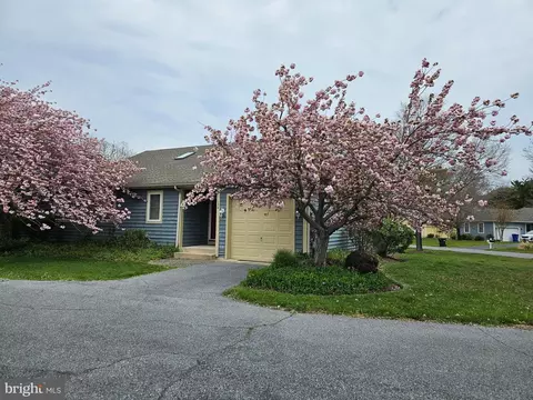 Exterior - 154 Lakeside Dr, Lewes, DE 19958 photo 1 of 8