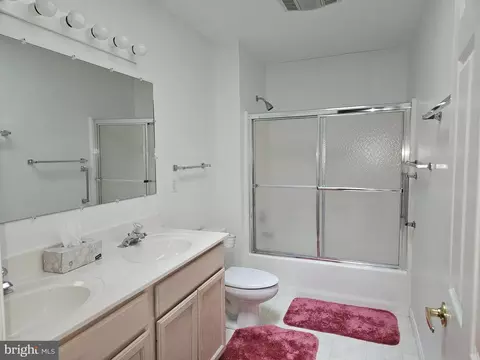Bath - 154 Lakeside Dr, Lewes, DE 19958 photo 1 of 2