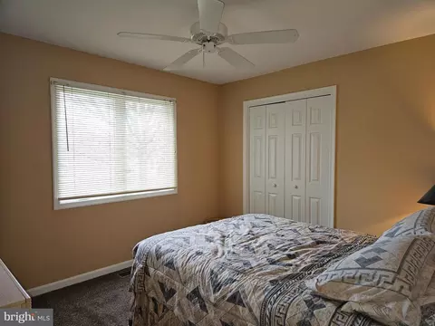 Bedroom - 154 Lakeside Dr, Lewes, DE 19958 photo 4 of 6