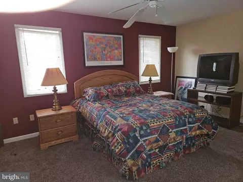 Bedroom - 154 Lakeside Dr, Lewes, DE 19958 photo 1 of 6