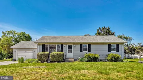 34283 Beech Dr, Lewes, DE 19958
