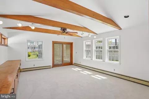 Living - 602 Marvel Rd, Milford, DE 19963 photo 4 of 5
