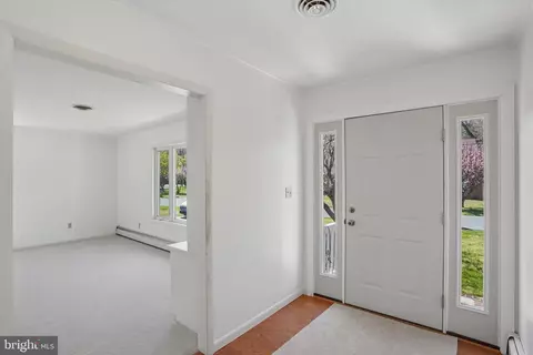 Entry Way - 602 Marvel Rd, Milford, DE 19963 photo 1 of 4