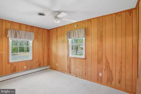Bedroom - 602 Marvel Rd, Milford, DE 19963 photo 3 of 7