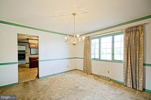 Dining - 30455 E Mill Run, Milton, DE 19968 photo 1 of 1