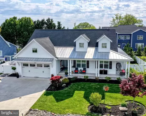 158 E Buckingham Dr, Rehoboth Beach, DE 19971