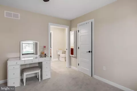 Entry Way - 26750 Deep Branch Rd, Milton, DE 19968 photo 10 of 17