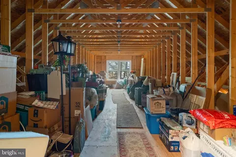 Entry Way - 26750 Deep Branch Rd, Milton, DE 19968 photo 15 of 17