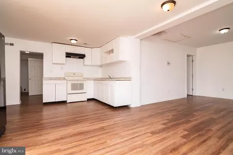 Other - 235 W 10 St, Laurel, DE 19956 photo 2 of 15