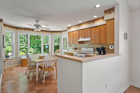Kitchen - 5 Mary Joe Ct, Ocean View, DE 19970 photo 1 of 4