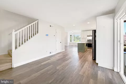 Entry Way - 131 Harbinger Dr, Lewes, DE 19958 photo 6 of 9