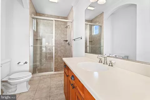 Bath - 34875 Alda Ln, Bethany Beach, DE 19930 photo 4 of 10