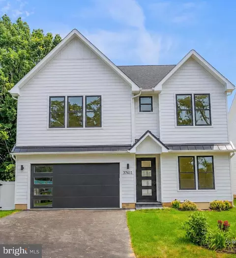 37411 Malloy St, Rehoboth Beach, DE 19971