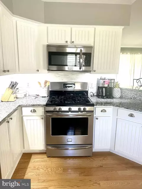 Kitchen - 49 Eagle Dr, Rehoboth Beach, DE 19971 photo 2 of 3