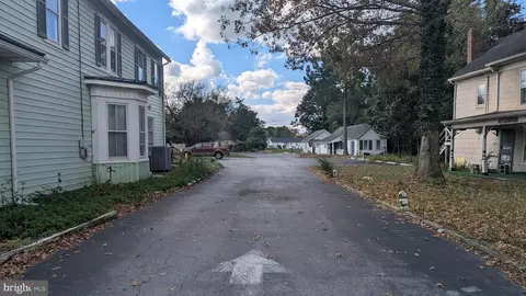 Other - 109 N Bedford St, Georgetown, DE 19947 photo 2 of 4