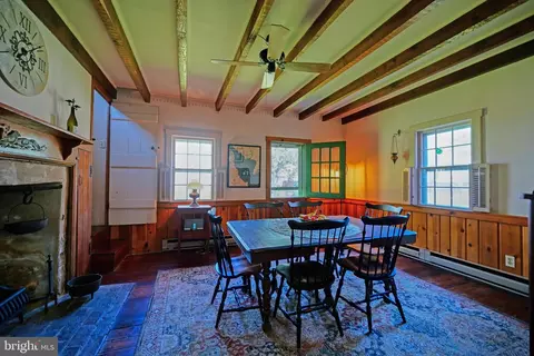 Dining - 202 W 3rd St, Lewes, DE 19958 photo 1 of 3