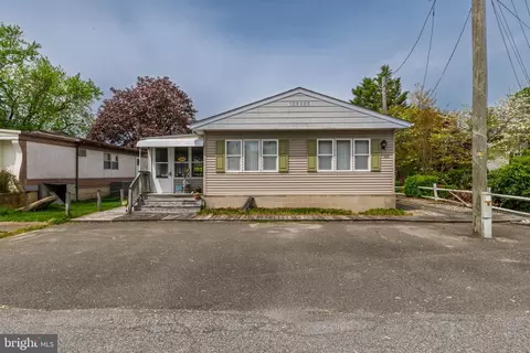 18006 Howard Dr, Rehoboth Beach, DE 19971
