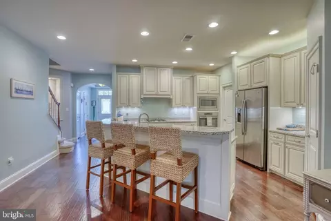 Kitchen - 22516 Grebe Ln, Ocean View, DE 19970 photo 6 of 7