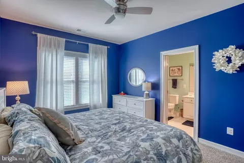 Bedroom - 22516 Grebe Ln, Ocean View, DE 19970 photo 5 of 9
