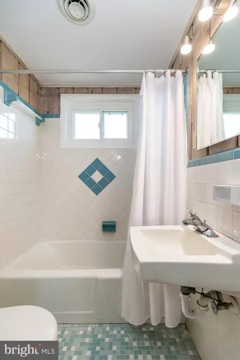 Bath - 37740 Lagoon Ln, Ocean View, DE 19970 photo 1 of 1