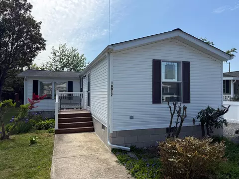 18017 Howard Dr, Rehoboth Beach, DE 19971