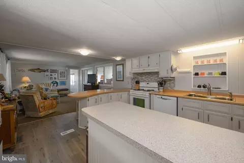 Kitchen - 28228 Sloop Ave, Millsboro, DE 19966 photo 1 of 4