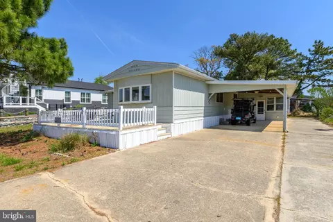 Exterior - 28228 Sloop Ave, Millsboro, DE 19966 photo 2 of 6