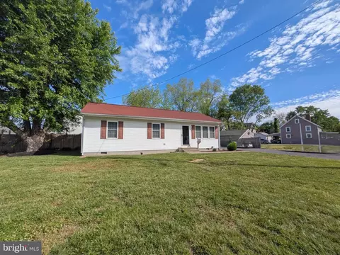 Exterior - 120 E Locust St, Seaford, DE 19973 photo 5 of 5