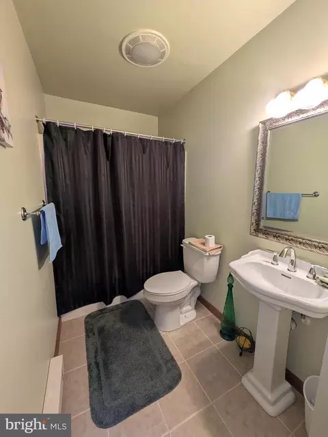 Bath - 120 E Locust St, Seaford, DE 19973 photo 2 of 2