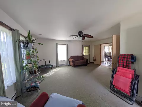 Living - 120 E Locust St, Seaford, DE 19973 photo 3 of 3