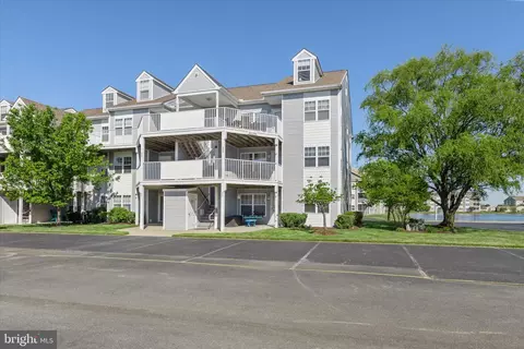 Exterior - 30381 Crowley Dr #303, Ocean View, DE 19970 photo 1 of 8