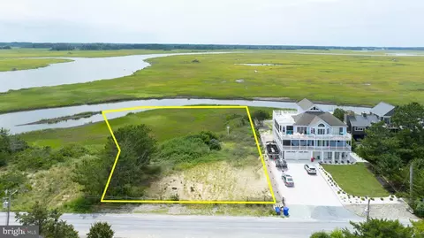 2851 S Bay Shore Dr, Milton, DE 19968