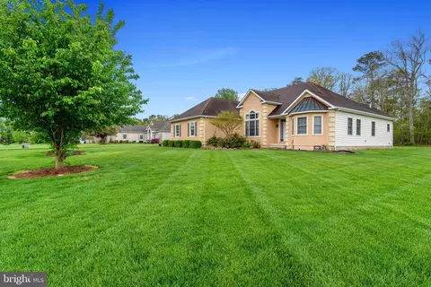 Exterior - 24980 Prestwick Dr, Milton, DE 19968 photo 4 of 7