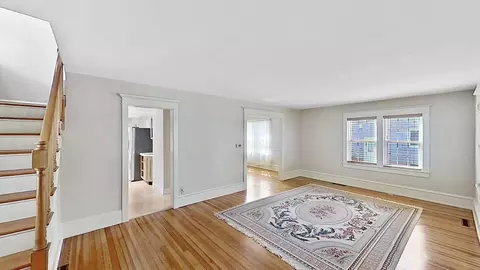 Living - 405 Union St, Milton, DE 19968 photo 2 of 11