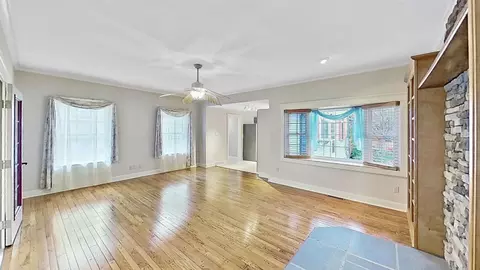 Living - 405 Union St, Milton, DE 19968 photo 6 of 11