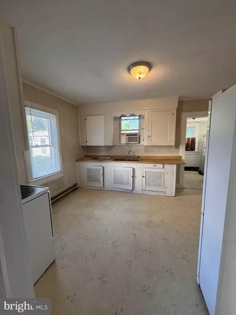 Kitchen - 305 Rosa St, Georgetown, DE 19947 photo 1 of 1
