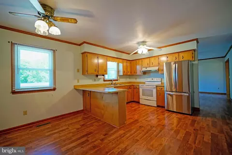 Kitchen - 17258 Ash Ct, Lewes, DE 19958 photo 2 of 3