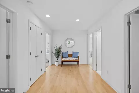 Entry Way - 39664 Seaside Ave, Bethany Beach, DE 19930 photo 3 of 4