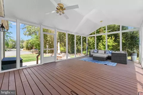 Exterior - 27 Seabrook Rd, Ocean View, DE 19970 photo 6 of 14