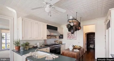 Kitchen - 58 Daisey Ave, Ocean View, DE 19970 photo 1 of 3