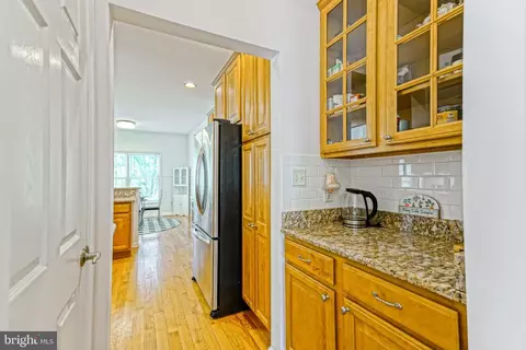 Entry Way - 106 Seagull Dr, Lewes, DE 19958 photo 4 of 7
