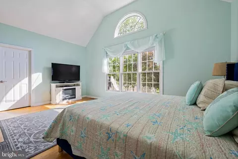 Bedroom - 106 Seagull Dr, Lewes, DE 19958 photo 2 of 8