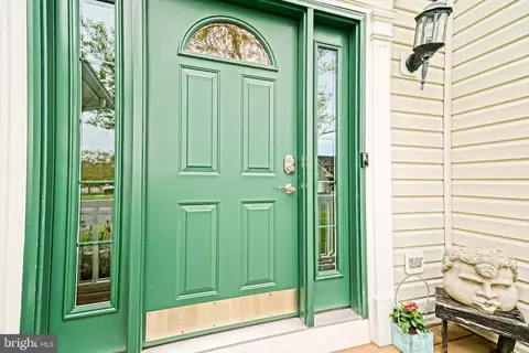Entry Way - 5 Aintree Dr, Lewes, DE 19958 photo 1 of 6