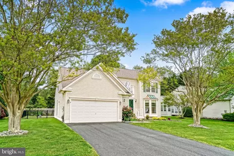 Exterior - 5 Aintree Dr, Lewes, DE 19958 photo 3 of 13