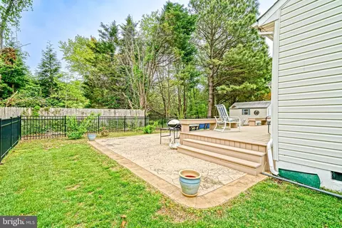 Exterior - 5 Aintree Dr, Lewes, DE 19958 photo 7 of 13