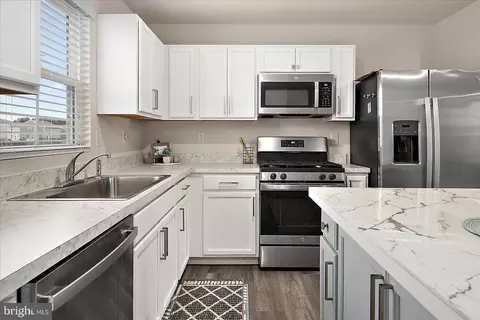 Kitchen - 32063 Windjammer Dr, Lewes, DE 19958 photo 4 of 7