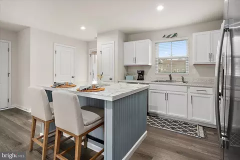 Kitchen - 32063 Windjammer Dr, Lewes, DE 19958 photo 2 of 7